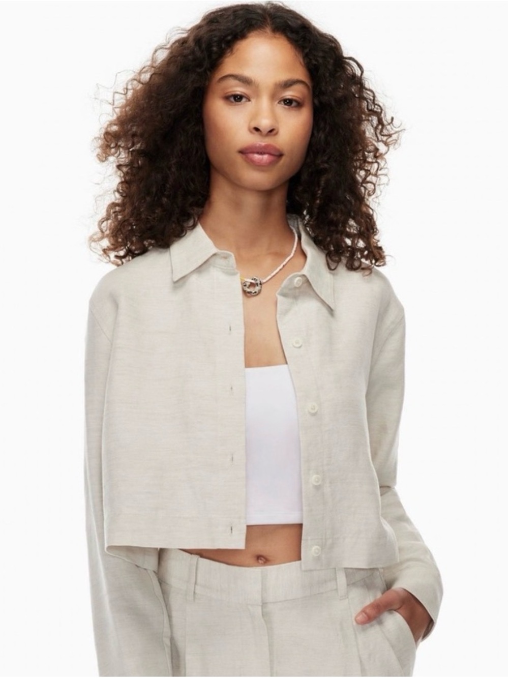 Aritzia Cropped Button-Front Shirt in Light Cream
